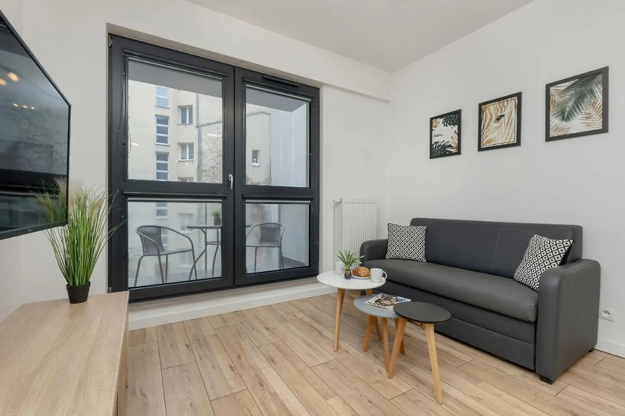 Chlodna Modern Apartment Near The Warsaw Centre By Noclegi Renters
