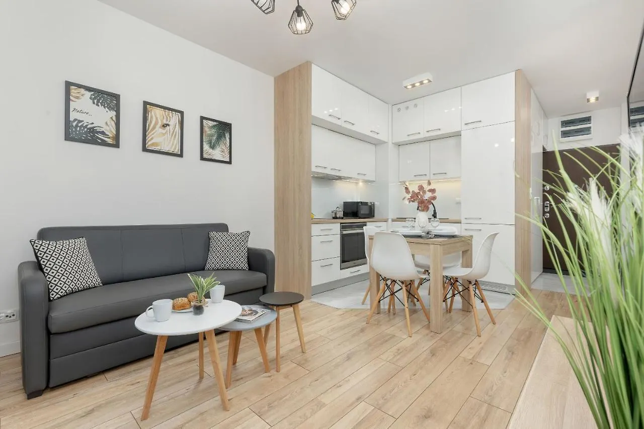 Chlodna Modern Apartment Near The Warsaw Centre By Noclegi Renters