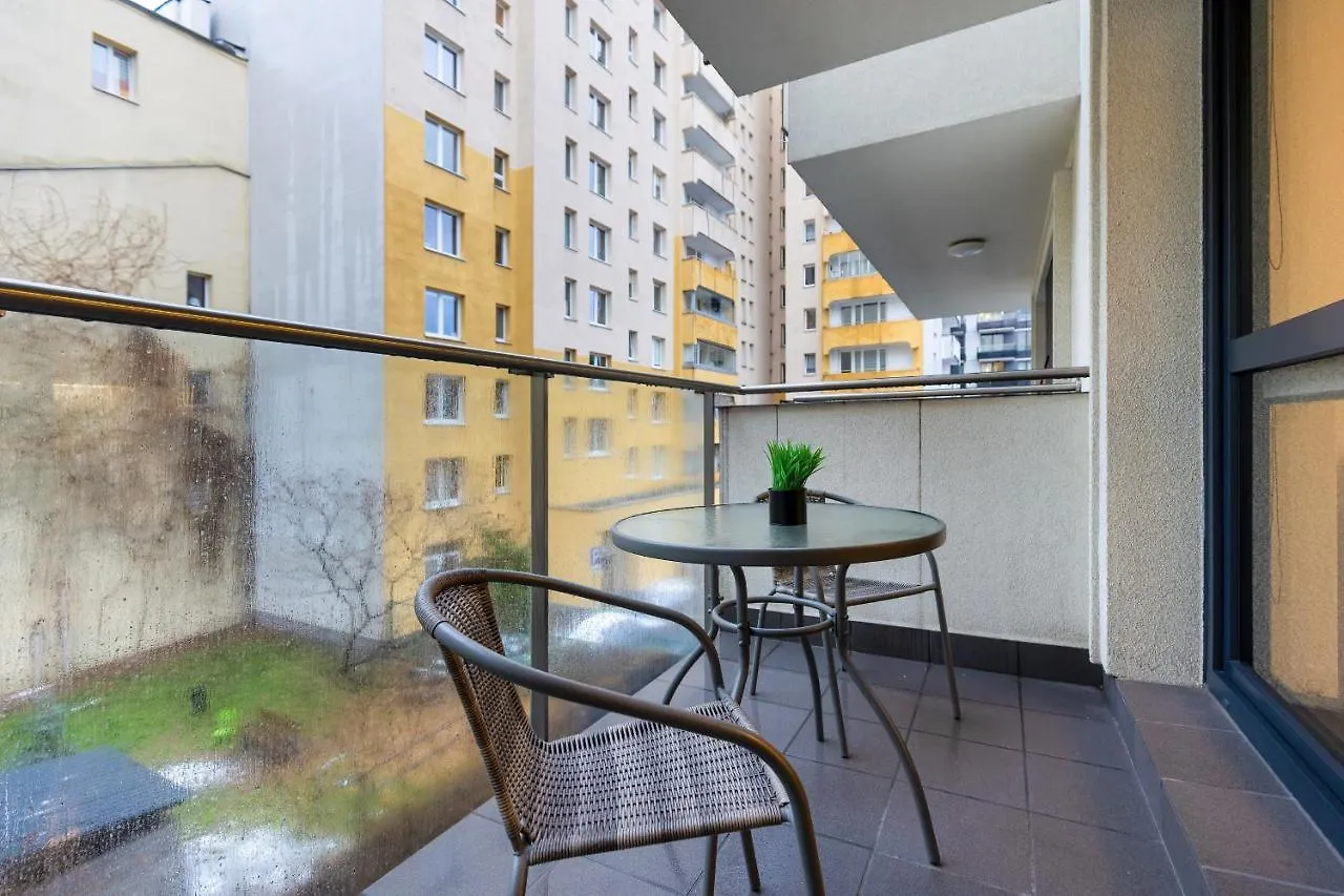Chlodna Modern Apartment Near The Warsaw Centre By Noclegi Renters 0*,