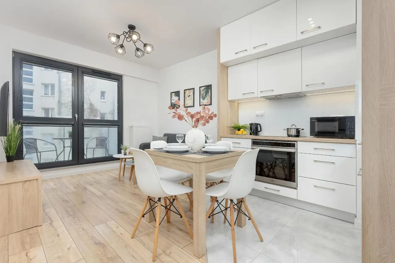Chlodna Modern Apartment Near The Warsaw Centre By Noclegi Renters